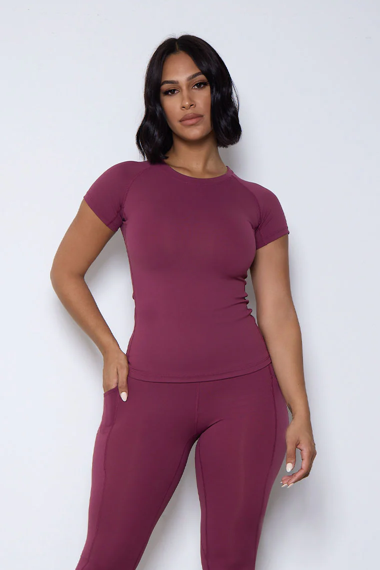 ESSENTIAL CREWNECK TOP-RED WINE - Image 3